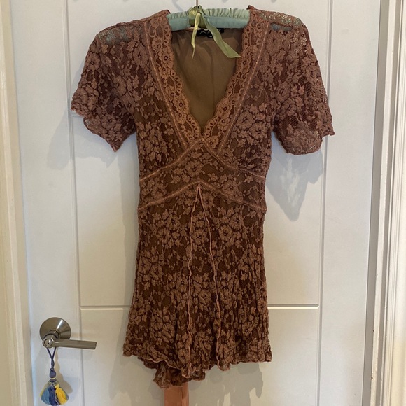 Anthropologie Romantic lace top - Picture 3 of 9